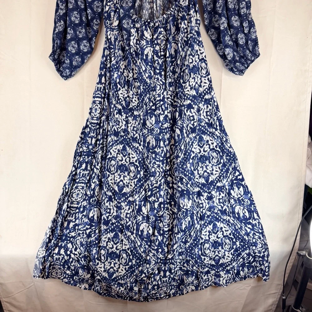 ABERCROMBIE & FITCH Women’s Size L Dress Maxi Cutout NWT Long Sleeve V-Neckline